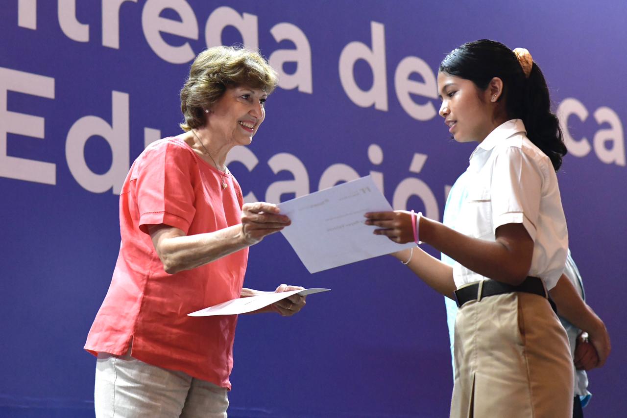 Mexico TS Tamsa Entrega De Becas Roberto Rocca8