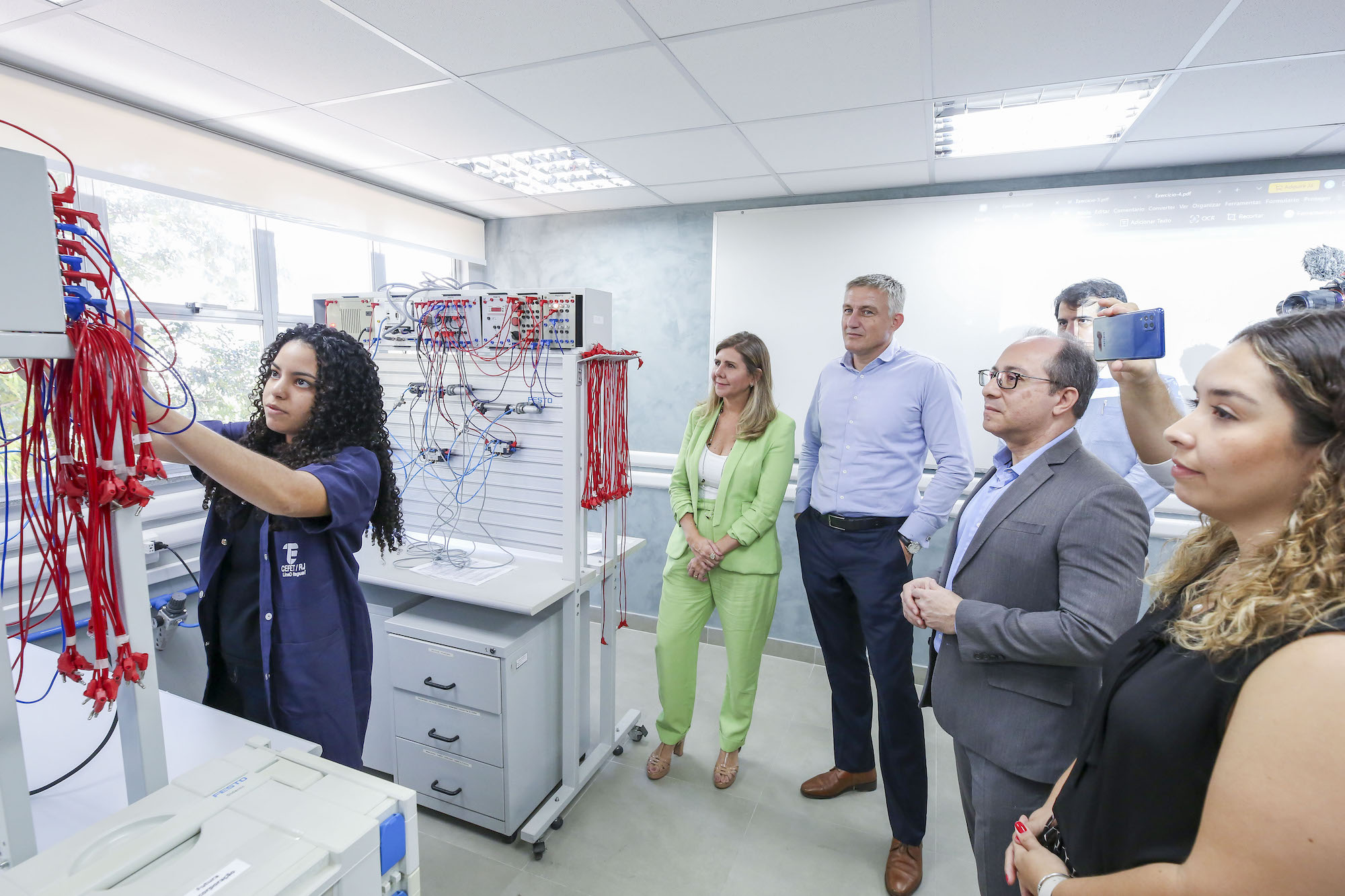 Primeiras Pr ticas Profissionalizantes Industriais E Seis Laborat rios Primeiras Pr ticas Profissionalizantes Industriais E Seis Laborat rios
